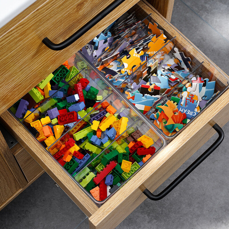 Pequena caixa organizadora transparente ou branca com oito repartições. Pequena caixa organizadora transparente ou branca com oito repartições. Caixa Organizadora Pequena Com Repartições, Caixa Multiuso, Caixa com Divisórias, Caixa Criativa, Caixa Decorativa, Caixa em Acrílico, Caixa Transparente, Caixa Organizadora para Gaveta, Organizador Multiuso, Organizador com Divisórias, Organizador em Acrílico, Organizador Transparente, Organizadores Para Escritório, Loja Comprinha do Futuro