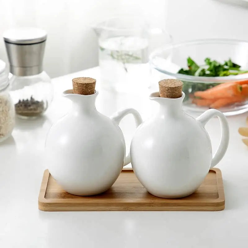 Chaleira de óleo esmaltada de porcelana criativa, recipiente interior de especiarias, chaleira de óleo de cerâmica branca vintage, garrafa de armazenamento de óleo de cozinha para casa