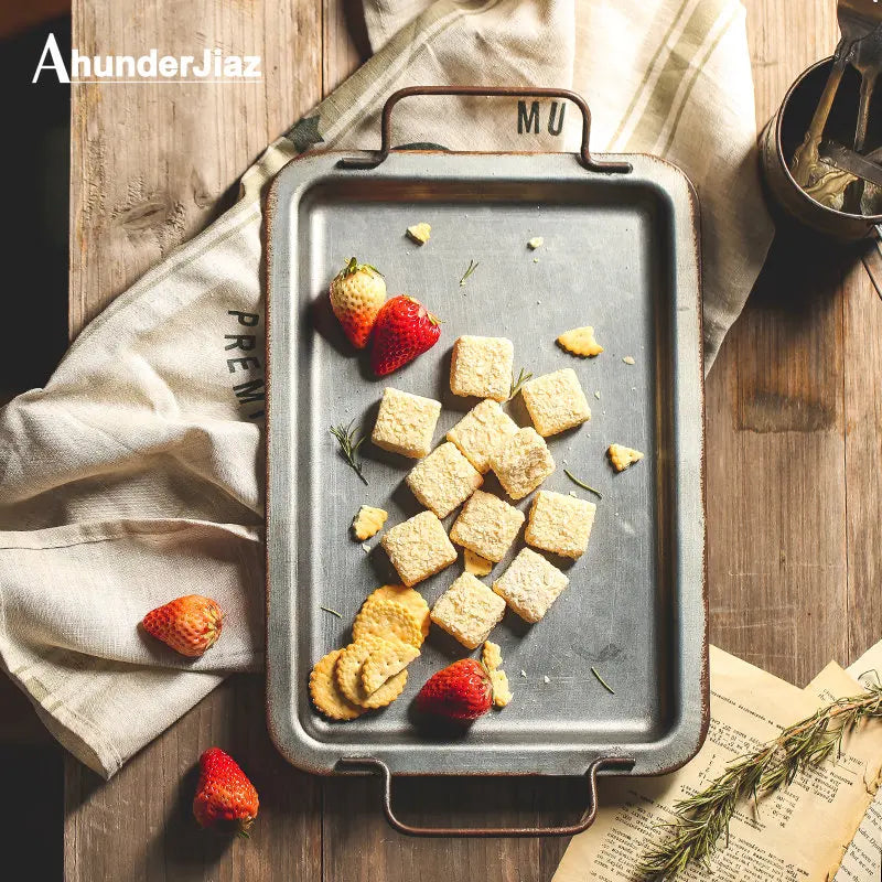 Bandeja retro do armazenamento do ferro forjado do metal com punho, bandeja da sobremesa do pão, decoração clássica home, tiro suportes, novo