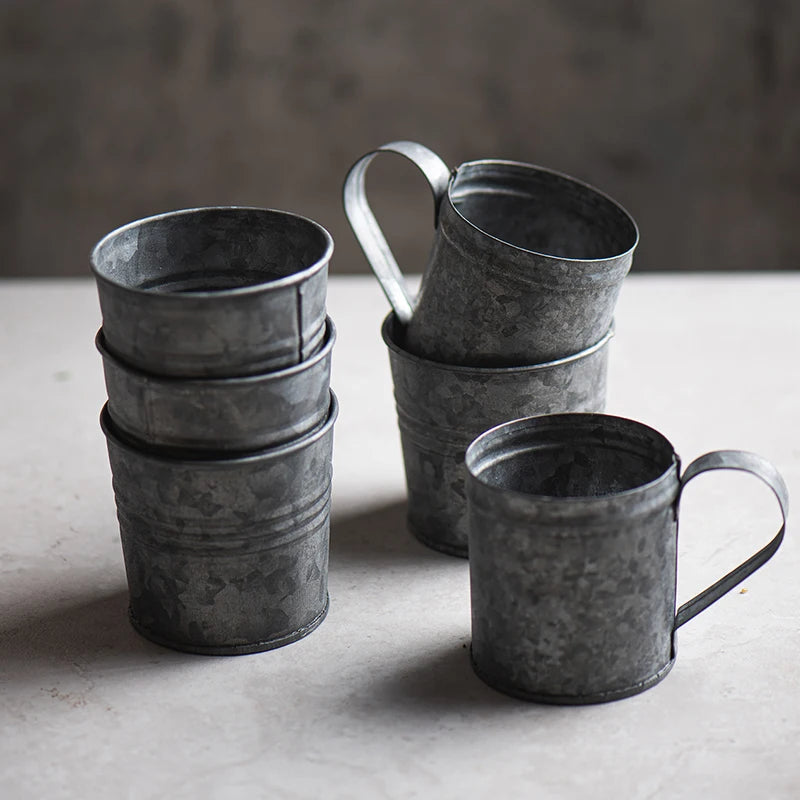 Mini copo de ferro para flores, copo retrô de metal pequeno com alça, vaso de plantas, adereços para fotografia, ferramentas de decoração para casa