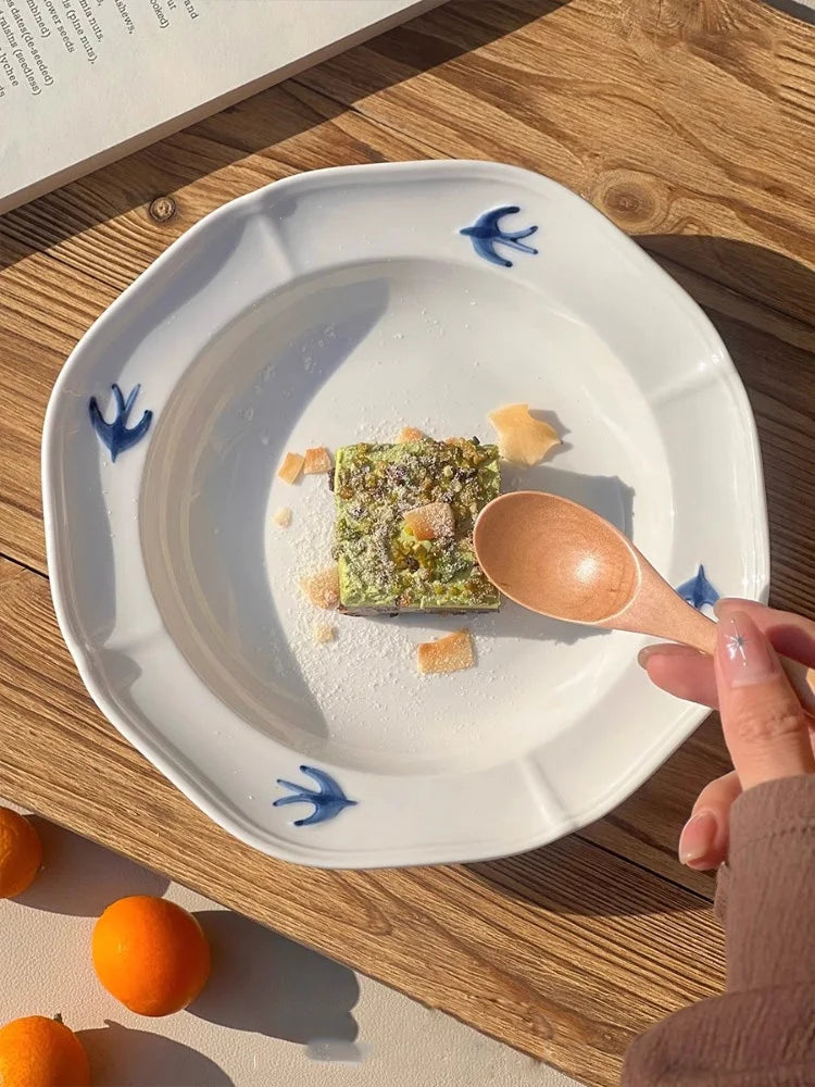 Ahunderjiaz-Vintage alívio cerâmica prato fundo, bandeja de bolo de sobremesa, esculpidas à mão, engolir impressão, utensílios de cozinha do agregado familiar