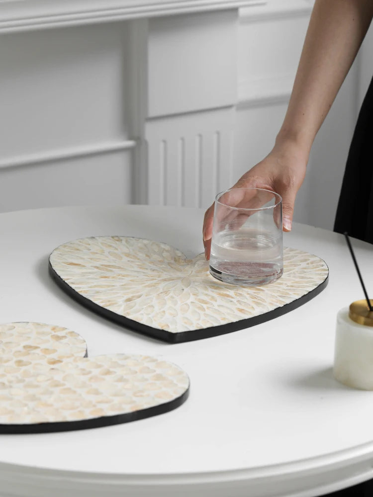 Protetores de Calor, Sala de Estar, Sala de Jantar, Enfeites, Decoração do Lar, Luz, Símbolo do Coração, Concha Natural, Mesa,