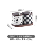 Preto e branco listrado cerâmica tempero jar com tampa de madeira spice açúcar jar cozinha chili sal armazenamento frascos utensílios de cozinha novo