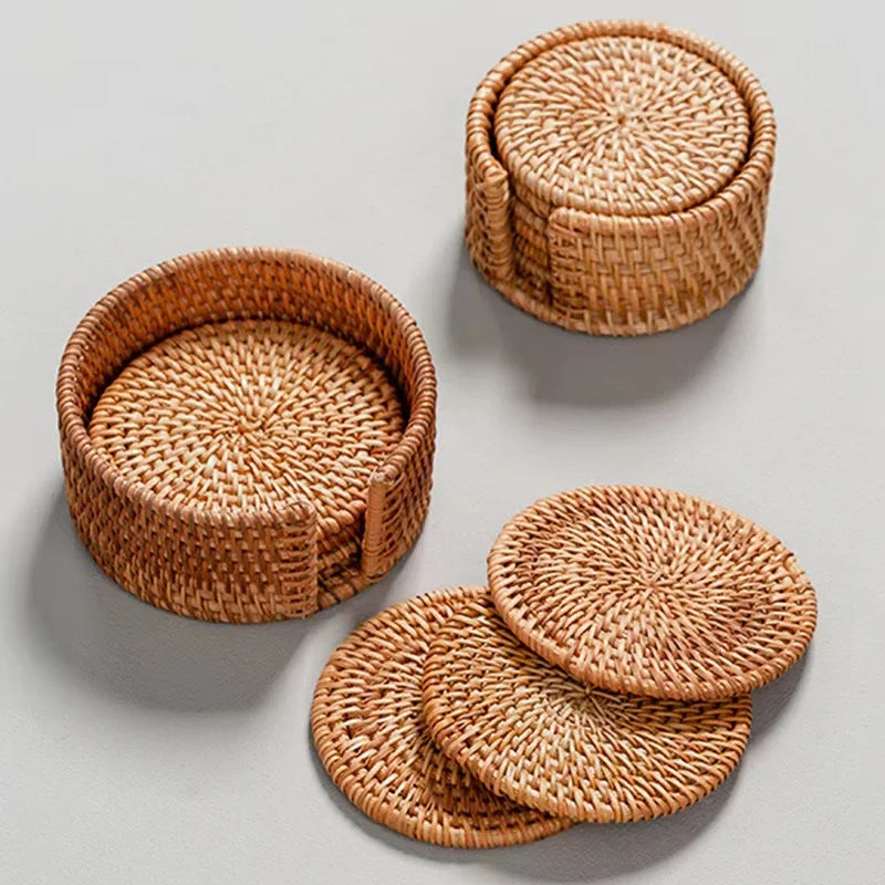 Tapete de copo trançado Rattan natural com caixa de armazenamento Almofada anti-derrapante Placemat tecido à mão Resistente ao calor Isolamento quente