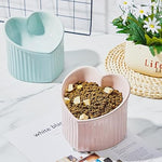 Comedouro Alto Ergonômico Para Gatos, Tigela para Ração, Tigela para Pets, Tigela para Gatos, Tigela Ergonômica para Pets, Tigela em Cerâmica para Pets, Tigela em Cerâmica para Gatos, Tigela Coração, Tigela Alta para Pets, Potinho de Ração em Formato de Coração, Pote para Ração, Pote em Formato de Coração, Comedouro para Pets, Comedouro Ergonômico, Comedouro em Cerâmica, Comedouro Coração, Comedouro Alto, Pote Alto para Ração, Loja Comprinha do Futuro